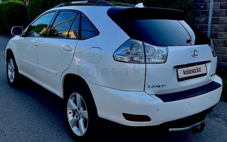 Lexus RX 330 2004 годаүшін7 400 000 тг. в Алматы