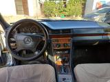 Mercedes-Benz E 230 1992 годаfor1 000 000 тг. в Айтеке би – фото 5
