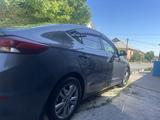 Hyundai Elantra 2018 года за 6 700 000 тг. в Шымкент – фото 3