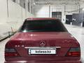 Mercedes-Benz E 220 1994 годаүшін2 350 000 тг. в Тараз – фото 3