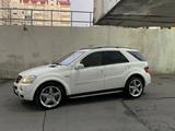 Mercedes-Benz ML 63 AMG 2007 года за 12 500 000 тг. в Алматы – фото 5