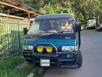 Mitsubishi Delica 1993 годаүшін2 600 000 тг. в Алматы