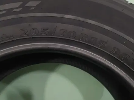205-70-15 Корея оригинал Kumho Tire за 31 000 тг. в Алматы – фото 5