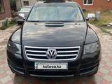 Volkswagen Touareg 2005 годаүшін6 000 000 тг. в Актобе