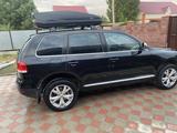 Volkswagen Touareg 2005 годаүшін6 000 000 тг. в Актобе – фото 4