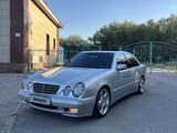 Mercedes-Benz E 280 2000 года за 7 250 000 тг. в Алматы – фото 2