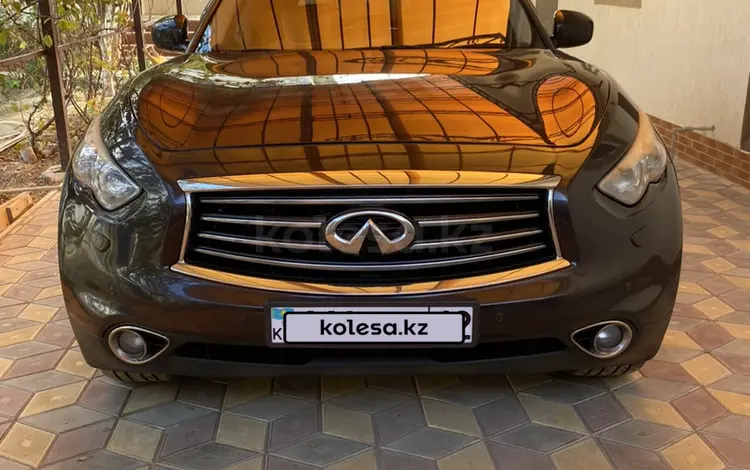 Infiniti FX37 2012 года за 10 000 000 тг. в Актау