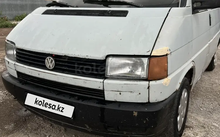 Volkswagen Caravelle 1991 годаfor1 500 000 тг. в Караганда