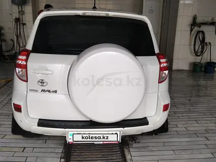 Toyota RAV4 2011 года за 8 200 000 тг. в Костанай – фото 2