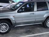 Jeep Grand Cherokee 2002 года за 4 600 000 тг. в Астана