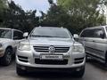 Volkswagen Touareg 2007 года за 7 000 000 тг. в Алматы