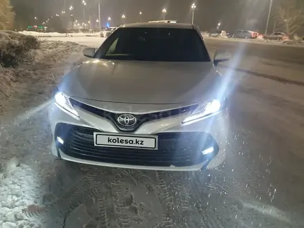 Toyota Camry 2018 года за 16 500 000 тг. в Астана – фото 6