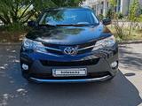 Toyota RAV4 2013 года за 8 500 000 тг. в Астана