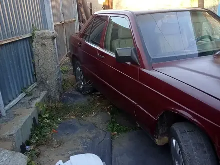 Mercedes-Benz 190 1991 года за 700 000 тг. в Караганда – фото 2