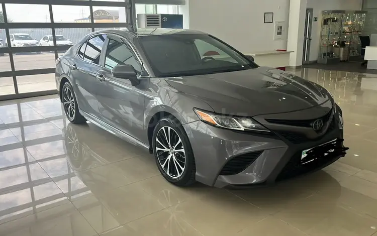Toyota Camry 2019 года за 11 000 000 тг. в Актау