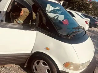 Toyota Previa, 1993