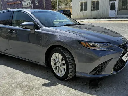 Lexus ES 300h 2014 года за 8 000 000 тг. в Бейнеу – фото 3