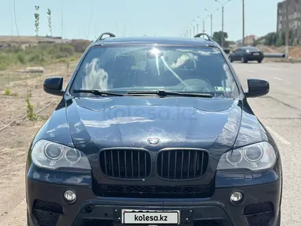 BMW X5 2012 года за 7 000 000 тг. в Караганда – фото 2