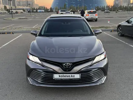 Toyota Camry 2017 года за 14 700 000 тг. в Астана – фото 49