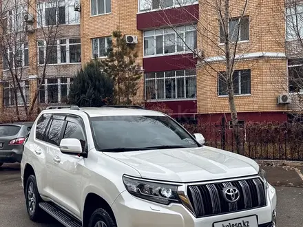 Toyota Land Cruiser Prado 2018 года за 23 000 000 тг. в Актобе – фото 4