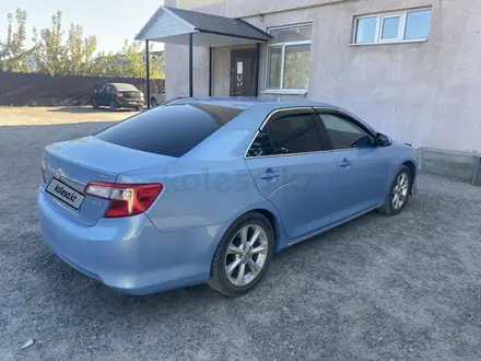 Toyota Camry 2013 года за 8 600 000 тг. в Уральск – фото 3