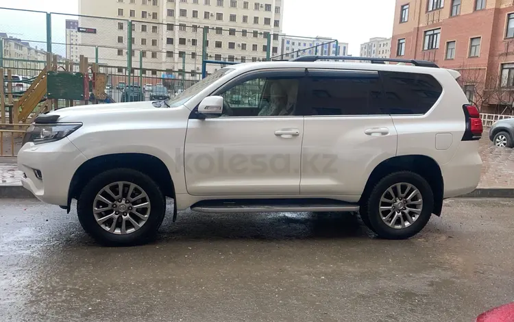 Toyota Land Cruiser Prado 2018 года за 22 500 000 тг. в Актау