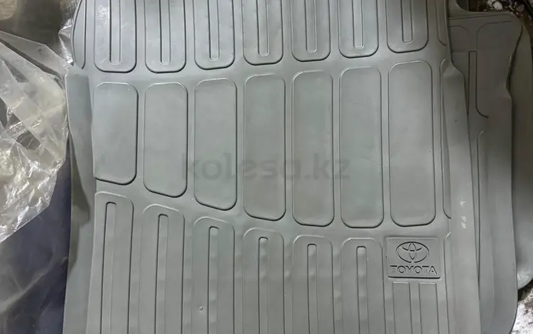 Новые полики Prado 150 за 15 000 тг. в Алматы