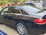 Mercedes-Benz E 200 2014 года за 10 500 000 тг. в Атырау – фото 2
