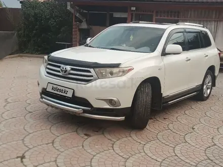 Toyota Highlander 2012 года за 15 000 000 тг. в Алматы – фото 6