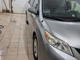 Toyota Sienna 2011 года за 12 000 000 тг. в Атырау – фото 4