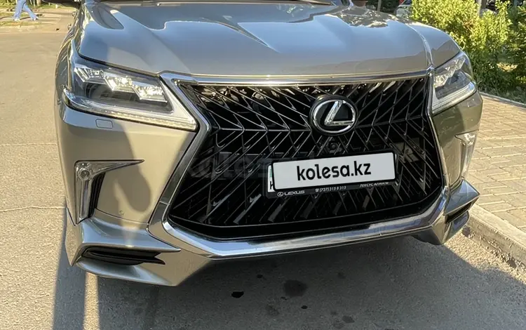 Lexus LX 570 2018 года за 46 000 000 тг. в Астана