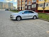 Toyota Camry 2012 годаүшін9 800 000 тг. в Актобе