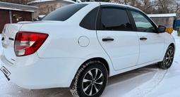 ВАЗ (Lada) Granta 2190 2018 года за 3 150 000 тг. в Петропавловск – фото 2