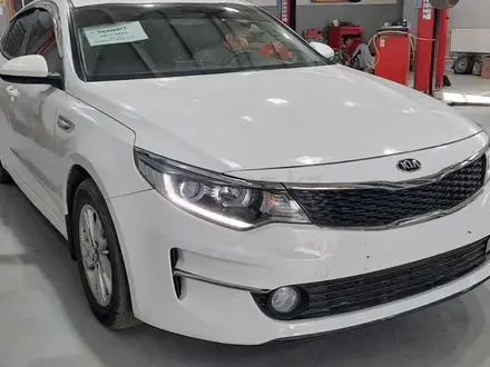 Kia K5 2017 года за 7 500 000 тг. в Алматы – фото 2