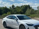 Hyundai Sonata 2022 года за 11 000 000 тг. в Усть-Каменогорск – фото 3
