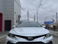 Toyota Camry 2023 года за 19 000 000 тг. в Атырау