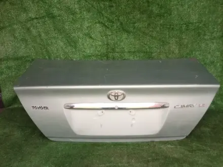 Крышка багажника на Toyota Camry XV30 за 25 000 тг. в Алматы – фото 4