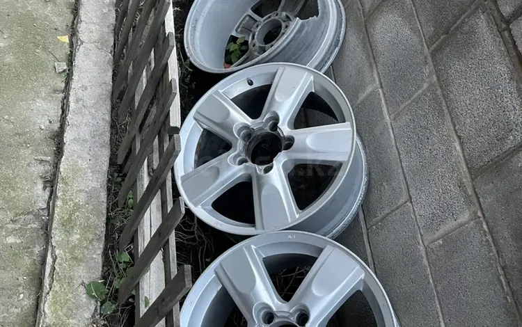 Диски Toyota Land Cruiser 200 (комплект) R20 EJ8 5х150 ET60 за 150 000 тг. в Алматы