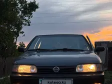 Nissan Primera, 1994