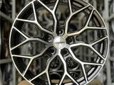 VOSSEN R19 5x114.3 8.5J за 380 000 тг. в Алматы