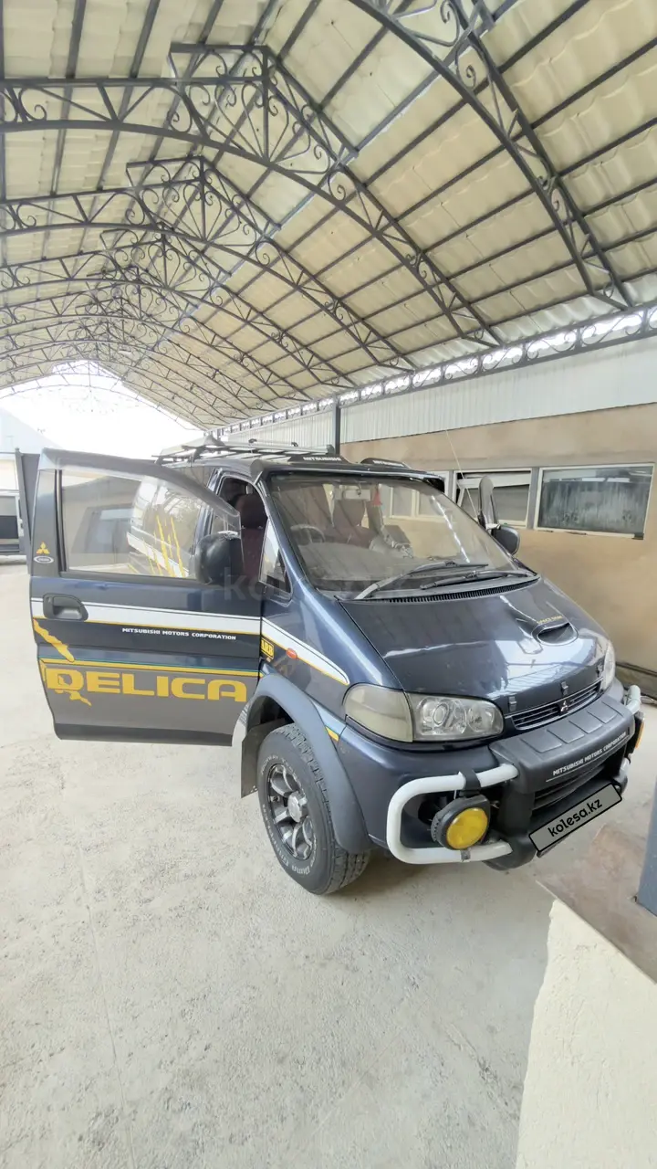Мицубиси Делика, 1994