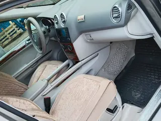 Mercedes-Benz ML 350