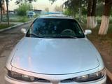 Mitsubishi Galant 1994 годаүшін700 000 тг. в Абай (Абайский р-н) – фото 2