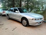Mitsubishi Galant 1994 годаүшін700 000 тг. в Абай (Абайский р-н) – фото 3