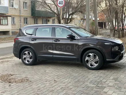 Hyundai Santa Fe 2021 года за 15 500 000 тг. в Уральск