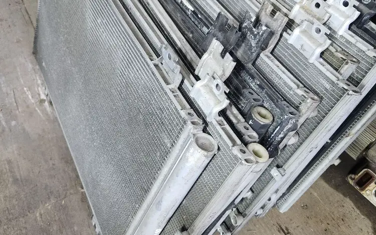Радиатор кондиционера за 12 000 тг. в Караганда