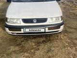 Volkswagen Passat 1993 годаүшін1 700 000 тг. в Шымкент – фото 4