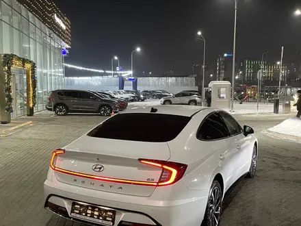 Hyundai Sonata 2022 года за 14 500 000 тг. в Алматы – фото 3