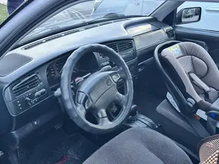 Volkswagen Golf, 1998
