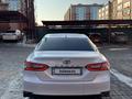 Toyota Camry 2020 годаfor13 500 000 тг. в Актобе – фото 3